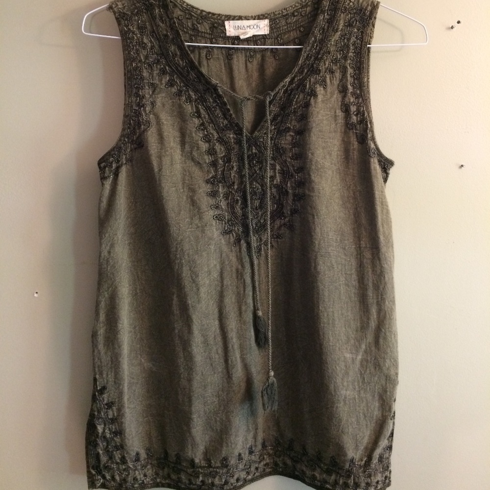 Embroidered Summer Tank